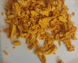 A picture of step 4 of Crunchy sandwich crackers.