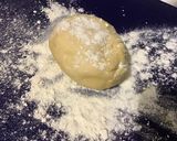 Une image de l'étape 4 de Pâte brisée au lait et alcool de poires.