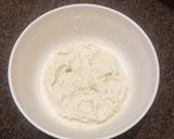 A picture of step 2 of Rawa Appam.