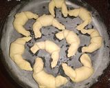Foto del paso 9 de la receta: Medialunas de manteca 🥐
