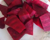 A picture of step 2 of Beet root juice.
