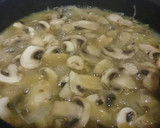 Foto del paso 4 de la receta: Solomillo de cerdo con salsa de champiñones y cebolla