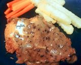 Foto langkah ke 7 dari resep Double Grill Beef & Chicken Steak w/ Blackpepper Sauce.