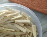 A picture of step 2 of Banana fries.