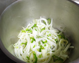 Foto del paso 3 de la receta: Albóndigas a la jardinera en vaporera