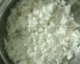 A picture of step 2 of Chanar payesh Paneer kheer.