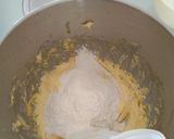 Foto langkah ke 3 dari resep Marmer Cake Imut.