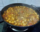 A picture of step 2 of Boiled Chana Masala.