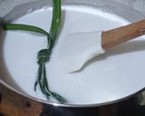 Foto langkah ke 2 dari resep Bubur Sum-sum lembut.