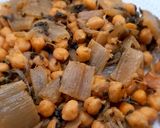 Foto del paso 6 de la receta: Garbanzos con acelgas