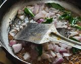 A picture of step 3 of Vidarbha Nagpuri style lagnachi pang titla special gud methi amba.