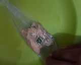 Foto langkah ke 4 dari resep Ayam Balut Rice Paper.