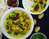 A picture of step 11 of Rajasthani Pakoda Kadhi.