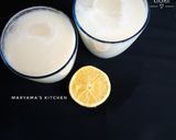 A picture of step 6 of Orange milkshake.