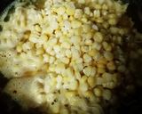 A picture of step 2 of Soupy corn maggi.
