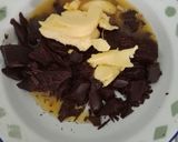 Foto langkah ke 1 dari resep Shiny Crust Brownies.