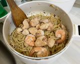 Foto langkah ke 4 dari resep Spaghetti Aglio E Olio With Shrimp.