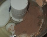 صورة لخطوة 2 من وصفة شوكولاته الطلاء