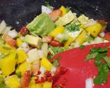 Foto del paso 2 de la receta Ceviche con fresas y mango