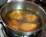 मेदू वडा सांबार चटनी(medu vada samber chutney recipe in hindi) रेसिपी चरण 2 फोटो