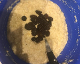 Foto del paso 2 de la receta: Torta invertida de banana saludable (light) húmeda, rica, con avena y coco