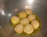 A picture of step 4 of Green Banana Fried Ball.