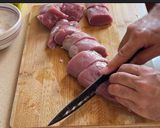 Foto del paso 1 de la receta: Solomillo de cerdo en salsa de paté a la pimienta