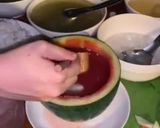 Hình bước làm 4 của món Cocktail dưa hấu Sải Duần và rượu táo mèo Sapa