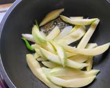 A picture of step 3 of Kancha Aam diye Tok Dal (Raw Mango in Masoor Dal).
