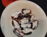 A picture of step 4 of Nuts creamy dates.
