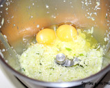 Foto del paso 3 de la receta: Bolitas crujientes de calabacín y queso