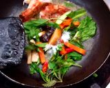 รูปขั้นตอนการทำที่ 4 ของ กุ้งผัดขี้เมา
