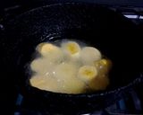 A picture of step 3 of Fried Plantains with Egg 🇩🇴.