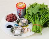 Foto langkah ke 1 dari resep Tumis daun labu siam & daging #taiwan food.