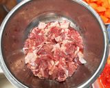 รูปขั้นตอนการทำที่ 1 ของ Beef Stew with Carrots & Potatoes