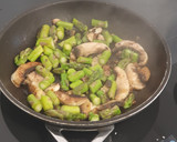 Foto del paso 1 de la receta: Pasta con espirulina vegetariana