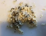 Une image de l'étape 2 de Gigot d'agneau mariné à la crème d'ail,romarin et basilic.