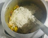 A picture of step 3 of Veg Pulao.