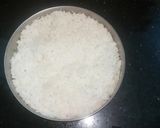 A picture of step 2 of Chicken vegetable fried rice.