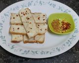 A picture of step 4 of Open Cheese Spread Toast.