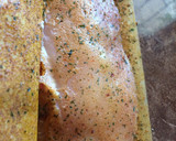 Foto del paso 2 de la receta: Pechuga rellena, en crema de piñón