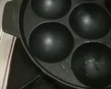 A picture of step 3 of Suji Appams.