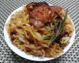 A picture of step 6 of Chicken With Honey Beer Sauce.