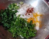 A picture of step 2 of Methi ke thepla (methi paratha).