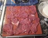 Foto del paso 1 de la receta: Bifecitos con vino