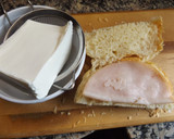 Foto del paso 1 de la receta: Bocadillo de jamón de pollo, queso fresco y vegetales para dieta