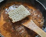 A picture of step 5 of Maggi chatpata tomato vegetables Chinese soup.