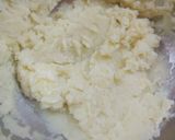 A picture of step 1 of Aloo tikki.