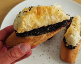 Foto del paso 9 de la receta: Pincho de cono de parmesano relleno de brandada y olivada