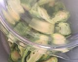 Foto del paso 2 de la receta: Coles de Bruselas salteados